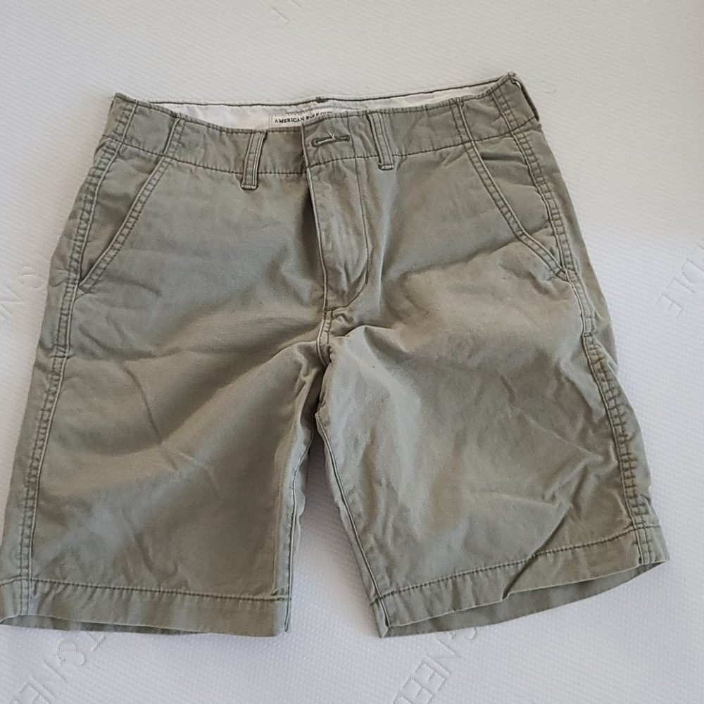 American eagle khaki shorts